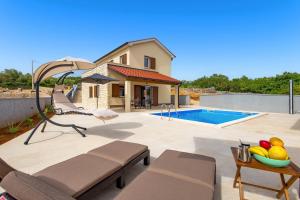 Villa Maestral