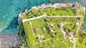 Yiamas Seaside Cottage in Paliokastro near Heraklion City