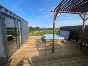 Campings Camping La Grappe Fleurie : photos des chambres