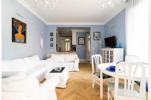 Blue Apartment by Victus