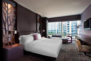 Fabulous, Guest room, 1 King room in W Atlanta Downtown