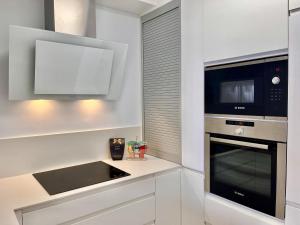 Carlotti House by Gloove