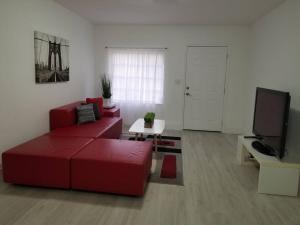 My lovely home in Miami 15 minutes from the Beach