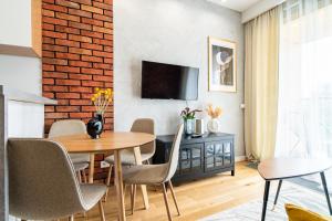 ApartamentySnu, Wola Premium II z parkingiem