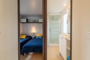 Le Mimosa, mobil-home climatisé au cœur du vignoble et à quelques mètres de la mer