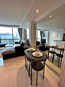 Stunning Duplex Studio in JLT