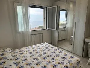 Camere private vista Faraglioni - Aci Trezza - Macchia
