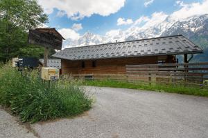 Appartements Chalet d'en Haut - Appt du Bas & Mazot - Grand Jardin Prive - Vues Chaine du Mont-Blanc : photos des chambres