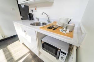 Amazing studio next to the city