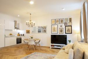 Stylish Apartment in Historical Center