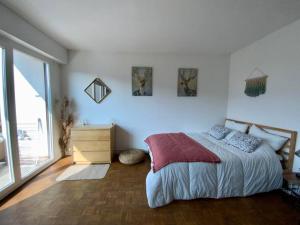 Appartements Proche tram A: 3 personnes, balcon, wifi gratuit : photos des chambres