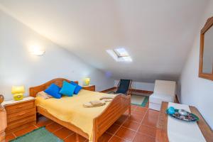 Villa Deluxe Teixeira by Umbral