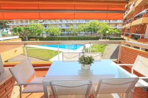 LITORAL COSTA DORADA - MAS DEN GRAN Only families