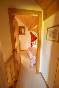 Maisons de vacances Chalet Les 2 Bouleaux a 2 pas de GERARDMER et des lacs : photos des chambres