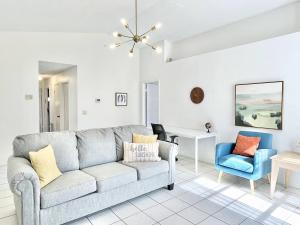 Beautiful 3BR House with Private Pool near Disney