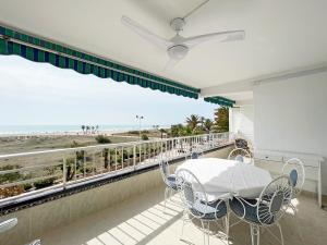 Global Properties, Apartamento en primera linea de playa, Canet de Berenguer