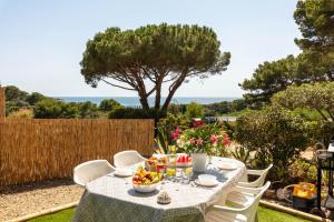Le Photinia, mobil-home climatisé avec vue mer situé au cœur du domaine