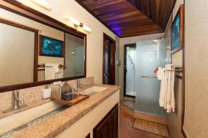 PUR Boutique Cabanas, Adults Only
