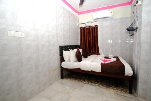 Aum Karthikeya Residency - Near Chennai Railway Station