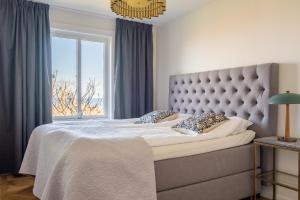 Trerummare med havsutsikt i Visby innerstad