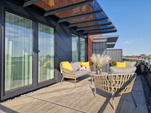 Artisa Riia Str 20a Luxury 2BR Penthouse Apartment