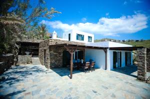 Villa Melydia Kea Greece