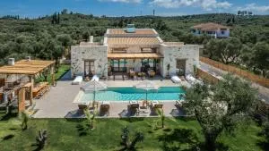 White Stone Villa Hesperia - Poolside Escape Close to Laganas Beach - Lithakia