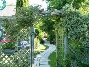 Confort et Tranquillité à Blain : Chambre Climatisée, Salle d'Eau Privative, Wifi et Vélos à Disposition - FR-1-306-1253 - Plessé