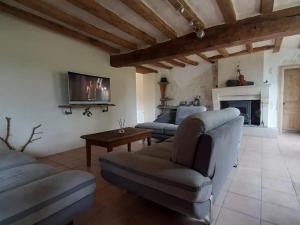 Maisons d'hotes Guestroom Lucay-le-Male, 2 pieces, 5 personnes - FR-1-591-530 : photos des chambres