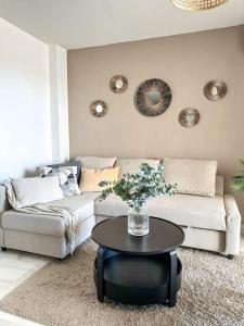 Elegant 2-bedroom apartment with beautiful views