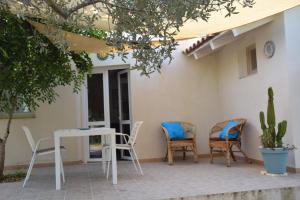 Casa vacanze FELICI IN 2 - Santa Maria del Focallo - Ispica