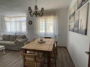 Casa del Norte - Colombres 23A01 by R2R Consulting