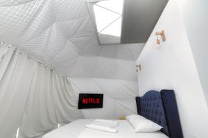 Seagloo Glamping - Adults Only