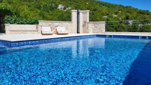 Country Home Močilo, Zagvozd