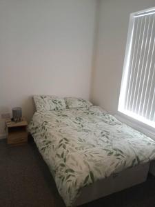 Ensuite Double-bed H3 close to Burnley city centre