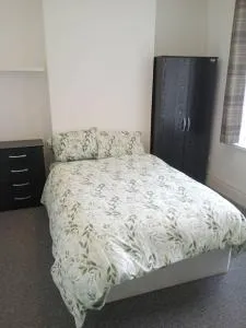 Double bed (R1) close to Burnley city centre - 阿克灵顿