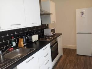 Double bed (R1) close to Burnley city centre