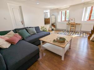 Stylish 2-Bedroom Apartment in Central Budapest