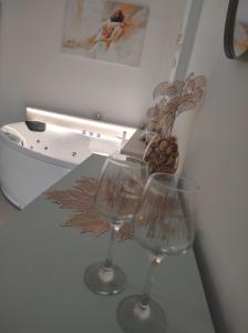 Deluxe Romantic Suite