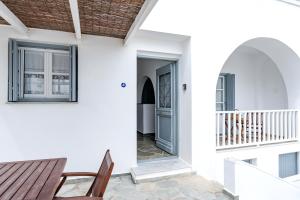 Loutra Kythnos Suites
