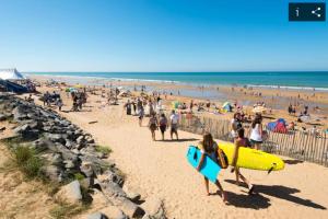 Nice 90m near the surf beach of Bud