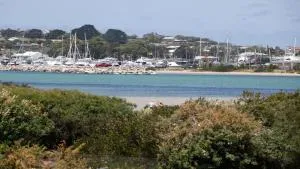 Marlin Waters Unit 2 walk to beach and river Bermagui - Cobargo