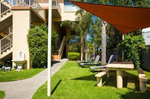 Best Price On Baywatch Apartments Merimbula In Reviews Baywatch Apartments Merimbula