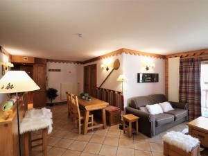 Appartement Confortable de 3 Chambres à Tignes Val Claret - Proche Pistes et Commerces - FR-1-502-527