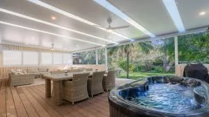 Coral Paradise - Metres From Beachfront - Patonga