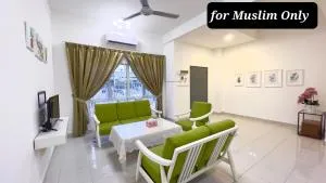De Qasturee KLIA@Kota Warisan homestay nearest to airport - Kampong Besut De Qasturee KLIA@Kota Warisan homestay nearest to airport - Kampong Besut