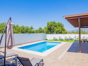 Cubos Villa Marifran