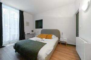 Appart'hotels Residence Bains Callou situee face aux thermes : photos des chambres
