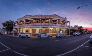 Royal Hotel Sea Lake