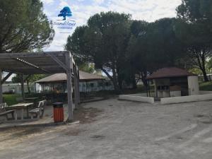 Campings Mobilhome «des Salines» * 6 personnes *3 Chambres : photos des chambres